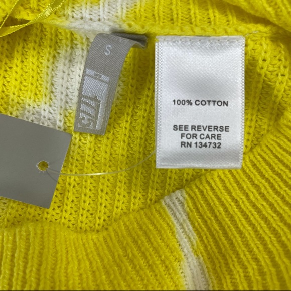 NWT Yellow/white cold shoulder sweater - Picture 2 of 3